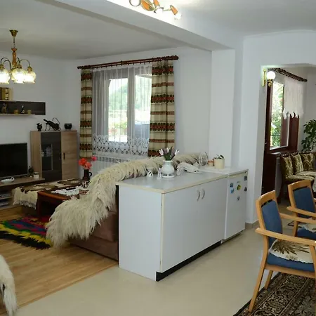 Guest house солакови ** Devin