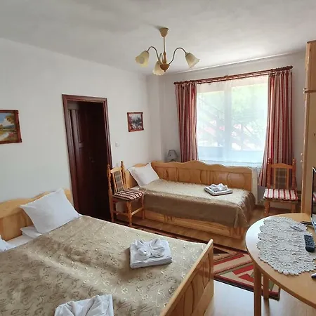 Guest house солакови ** Devin