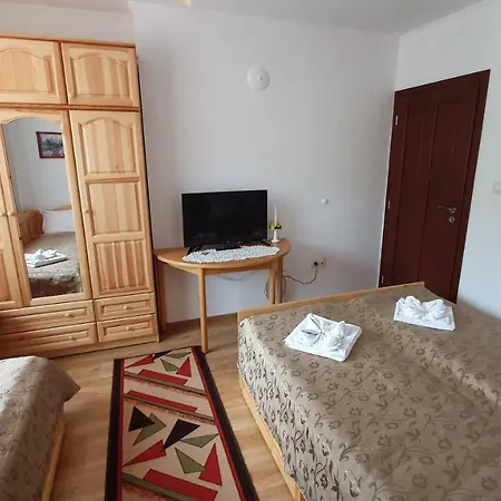 Guest house солакови **