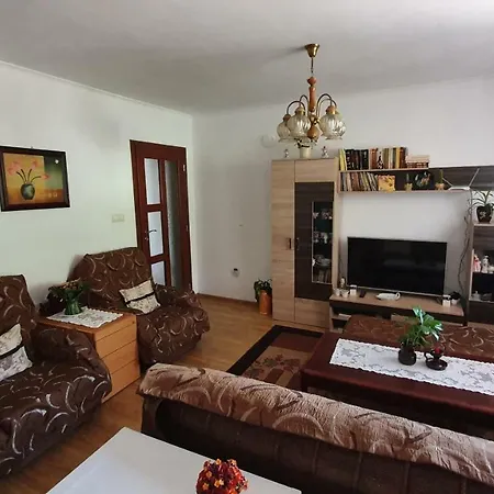 Guest house солакови **