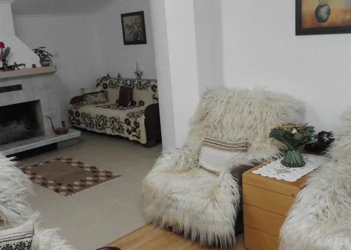 солакови ** 4*